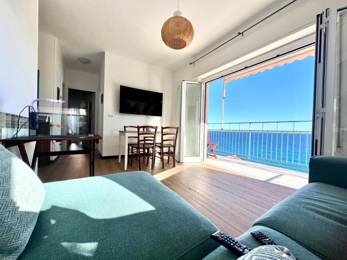 La Casa Alle Calandre Ventimiglia Luaran gambar