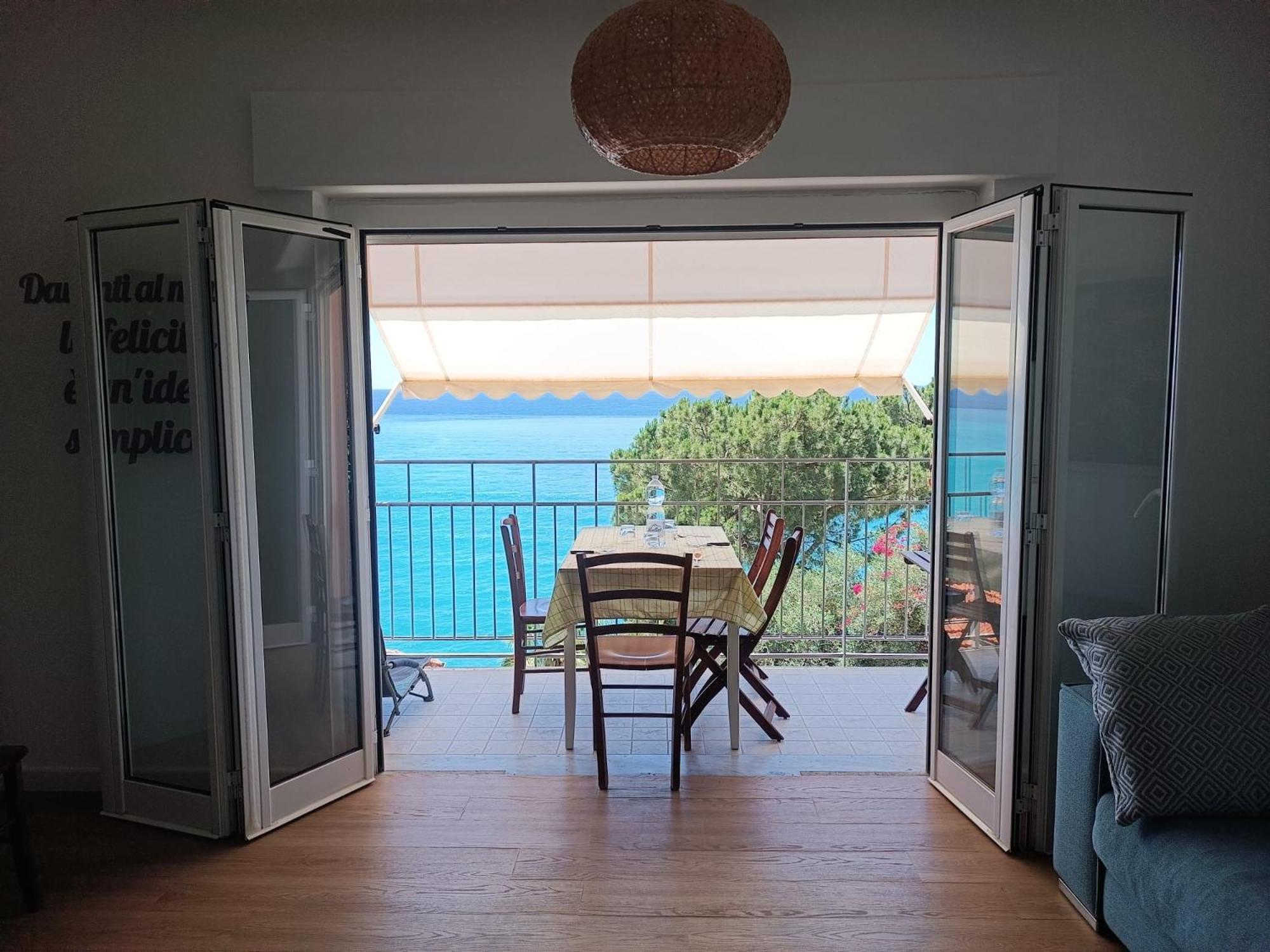 La Casa Alle Calandre Ventimiglia Luaran gambar